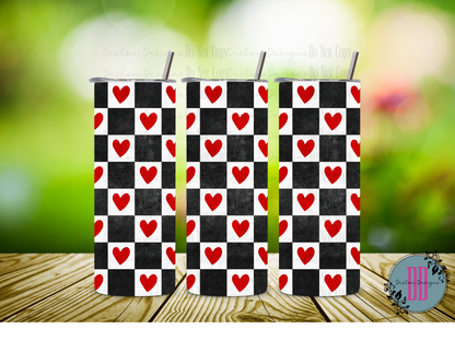 Checkered Heart Tumbler: Stylish Sipping