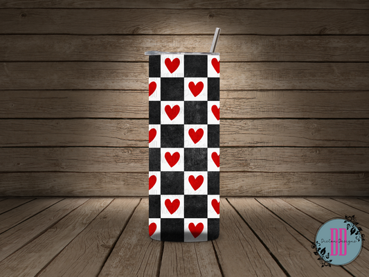 Checkered Heart Tumbler: Stylish Sipping